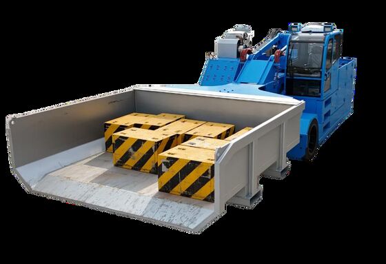 Vertikal kaldırma ve verimli şarj için teleskopik kollu değişken hurda konteynerleri ile fırın şarj aracı