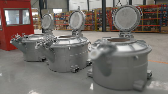 Uzun Mesafe Erimiş Alüminyum Transfer Kepçeleri Islanmayan Yeniden Fabrika Uzun Hizmet Ömrü